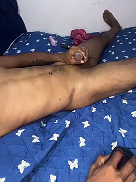 Snapshot of ruiz_jhoe0514 chatting on 09/15/25, 11:43 ruiz jhoe0514 online show from 09/15/25, 11:43