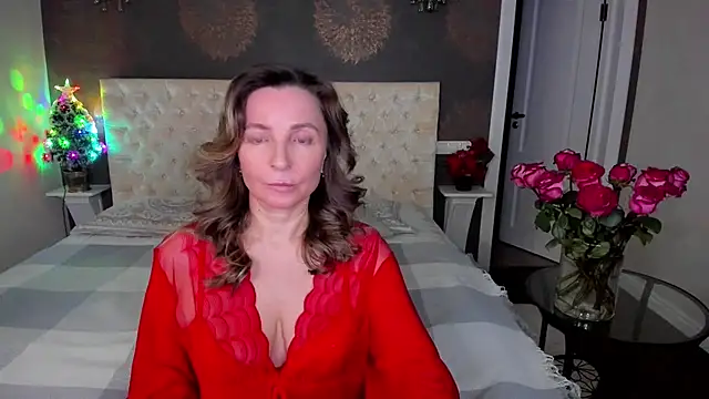 Snapshot of AllisonWilliams chatting on 01/05/25, 06:35 AllisonWilliams online show from 01/05/25, 06:35