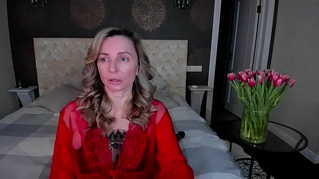 Snapshot of AllisonWilliams chatting on 03/07/25, 05:17 AllisonWilliams online show from 03/07/25, 05:17