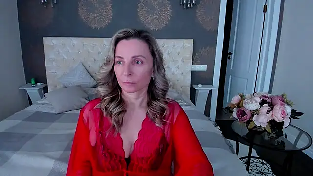 Snapshot of AllisonWilliams chatting on 03/14/25, 03:36 AllisonWilliams online show from 03/14/25, 03:36