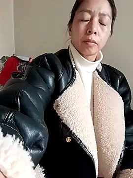 Snapshot of miaomiao520 chatting on 12/21/24, 04:30 miaomiao520 online show from 12/21/24, 04:30