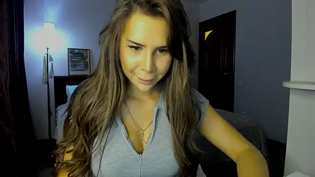 Snapshot of SuraMune chatting on 04/24/26, 07:27 SuraMune online show from 04/24/26, 07:27