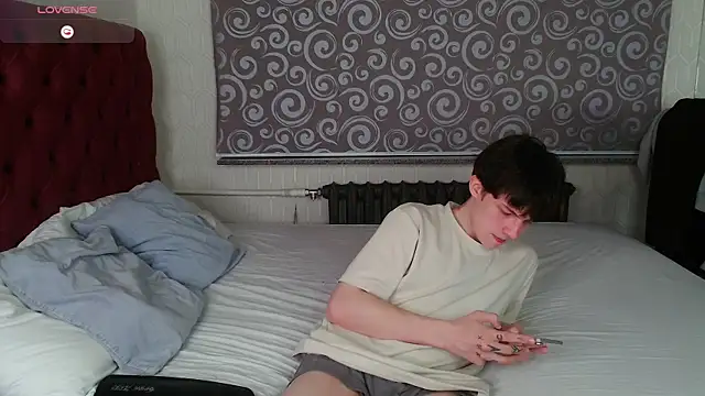 iwillfall online show from 04/08/26, 08:20