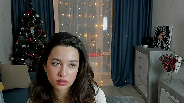 EmeliaReaper online show from 02/17/25, 01:04