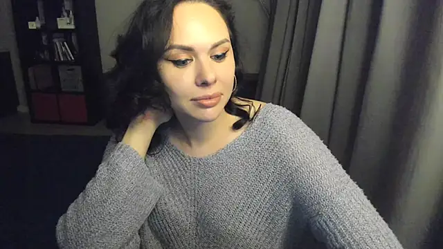 MollyCheiz online show from 03/22/25, 11:31