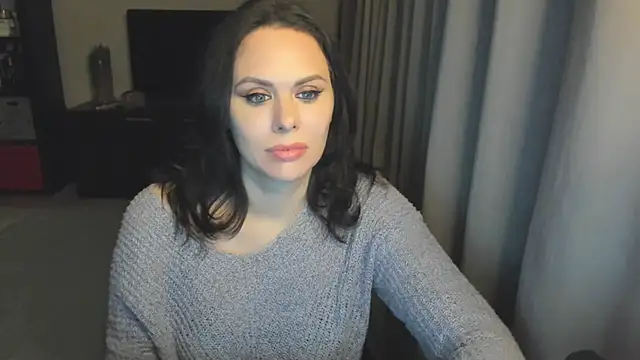 MollyCheiz online show from 10/20/25, 03:23