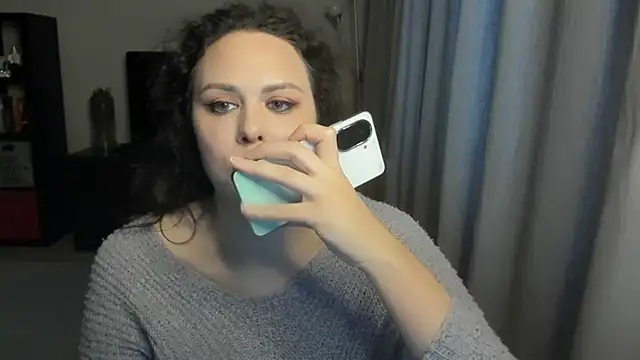 Snapshot of MollyCheiz chatting on 05/31/26, 06:09 MollyCheiz online show from 05/31/26, 06:09