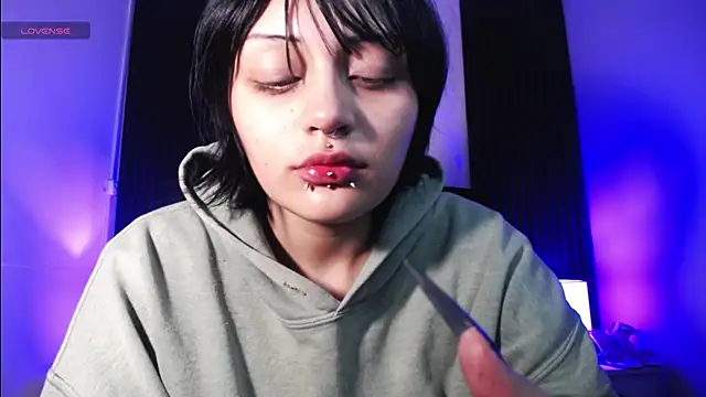 honney dark online show from 01/11/25, 06:24