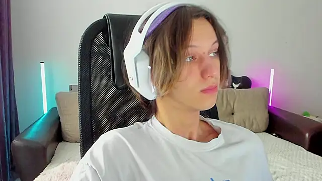 Snapshot of Ostin_meow chatting on 02/01/26, 07:40 Ostin meow online show from 02/01/26, 07:40