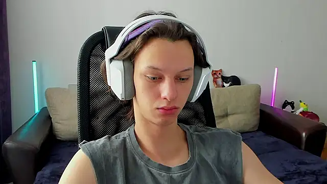 Snapshot of Ostin_meow chatting on 02/28/26, 07:53 Ostin meow online show from 02/28/26, 07:53