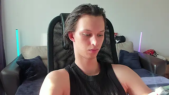 Ostin meow online show from 06/28/26, 12:33