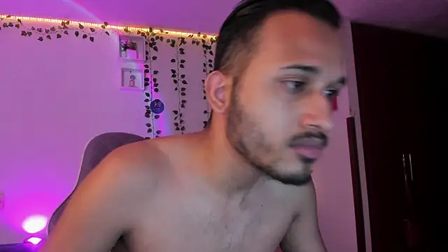 Raf brunette online show from 01/08/25, 09:53