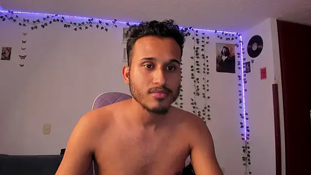 Raf brunette online show from 01/15/25, 08:37