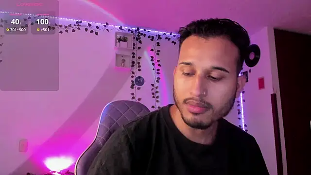 Raf brunette online show from 02/19/25, 11:49