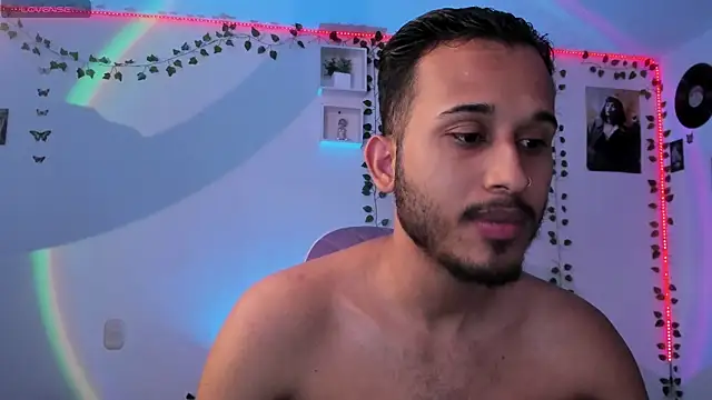 Raf brunette online show from 03/03/25, 12:27