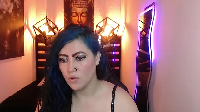 Snapshot of scarleth_blue chatting on 05/01/26, 03:00 scarleth blue online show from 05/01/26, 03:00