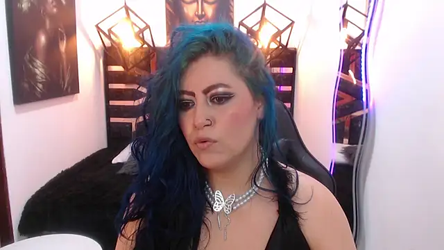 Snapshot of scarleth_blue chatting on 05/20/26, 03:13 scarleth blue online show from 05/20/26, 03:13