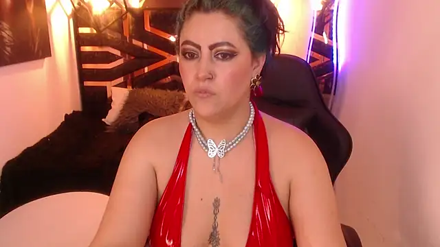Snapshot of scarleth_blue chatting on 05/26/26, 03:02 scarleth blue online show from 05/26/26, 03:02