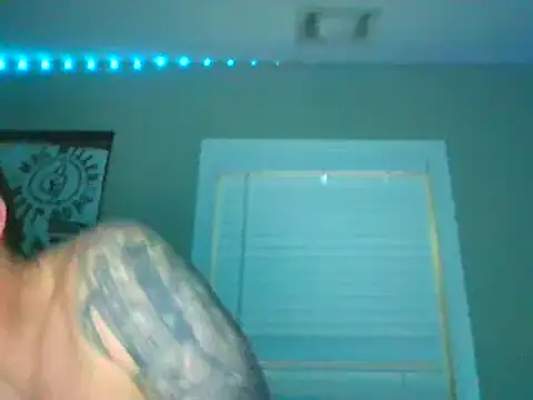 Snapshot of rickyslick123 chatting on 12/26/24, 05:26 rickyslick123 online show from 12/26/24, 05:26