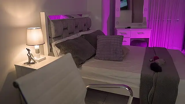 Snapshot of Camilaa_bueno chatting on 12/22/24, 10:25 Camilaa bueno online show from 12/22/24, 10:25