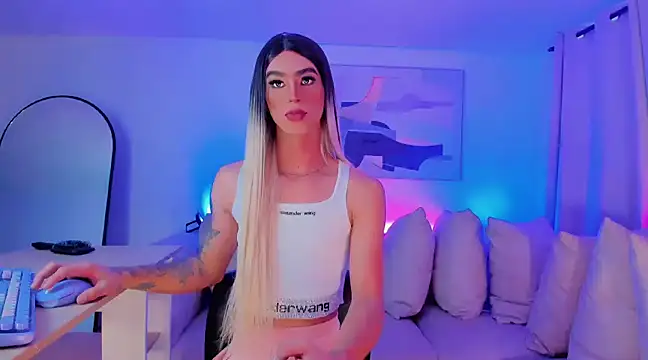 Ashley Reminton online show from 01/04/25, 02:56