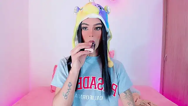 Ashley Reminton online show from 03/02/25, 10:56