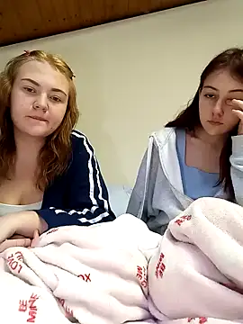 ella grays online show from 02/08/25, 03:42