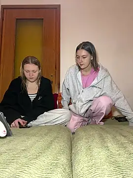 ella grays online show from 02/01/26, 05:00