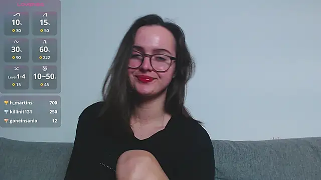 Snapshot of Pinky__Binky chatting on 12/13/24, 11:17 Pinky Binky online show from 12/13/24, 11:17