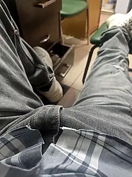 Snapshot of faaseel chatting on 03/22/26, 11:13 faaseel online show from 03/22/26, 11:13