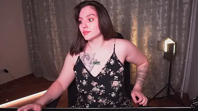 Snapshot of Hoot_owl_cb chatting on 03/14/26, 09:37 Hoot owl cb online show from 03/14/26, 09:37