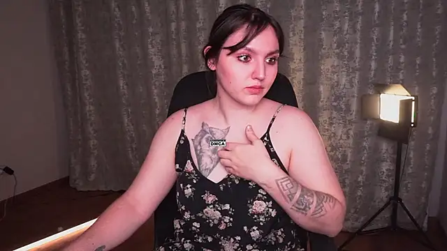 Snapshot of Hoot_owl_cb chatting on 03/15/26, 10:10 Hoot owl cb online show from 03/15/26, 10:10