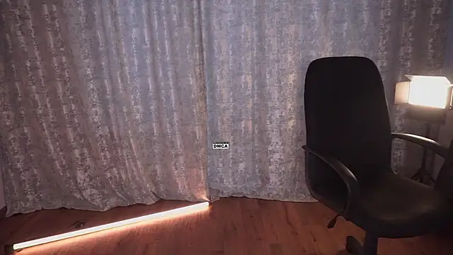 Snapshot of Hoot_owl_cb chatting on 03/21/26, 08:19 Hoot owl cb online show from 03/21/26, 08:19