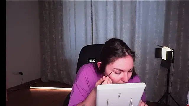 Snapshot of Hoot_owl_cb chatting on 04/10/26, 02:06 Hoot owl cb online show from 04/10/26, 02:06