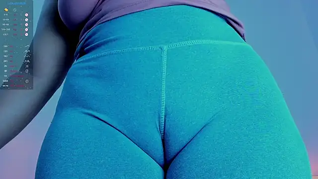 Snapshot of anna_lorenss chatting on 11/17/25, 12:55 anna lorenss online show from 11/17/25, 12:55