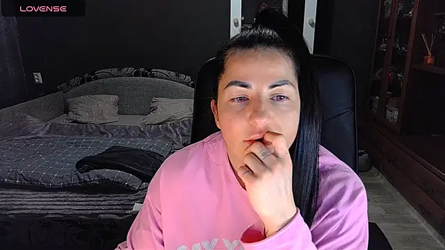 Aria Dl online show from 02/12/26, 03:40