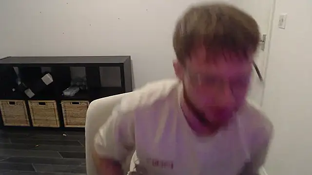 PrettyGinger online show from 12/04/24, 07:56