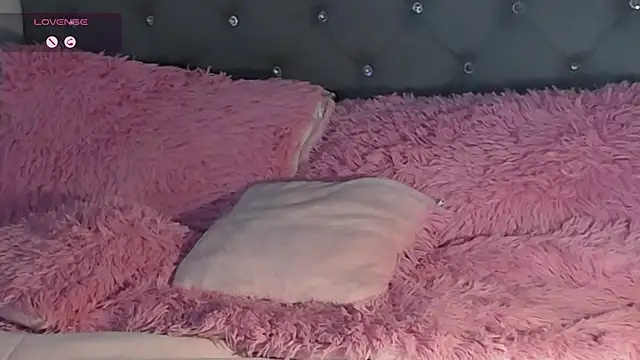 Miah hilton2 online show from 02/04/25, 12:29