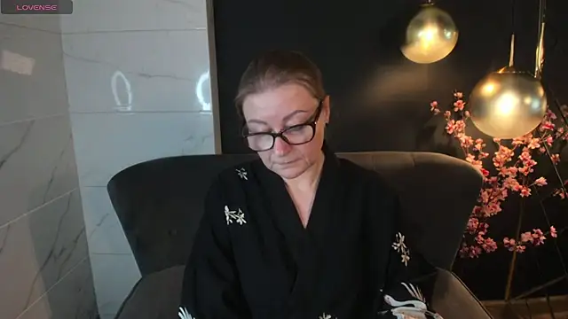 AlexandraKind online show from 01/26/25, 02:14