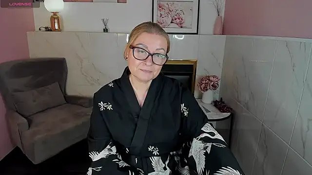 AlexandraKind online show from 01/30/25, 08:31