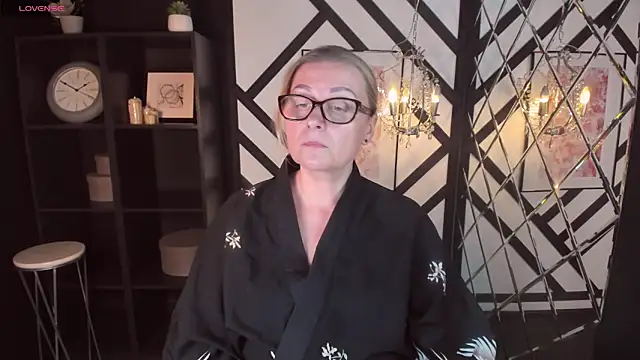 AlexandraKind online show from 02/05/25, 04:36