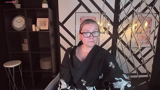 AlexandraKind online show from 02/06/25, 08:34