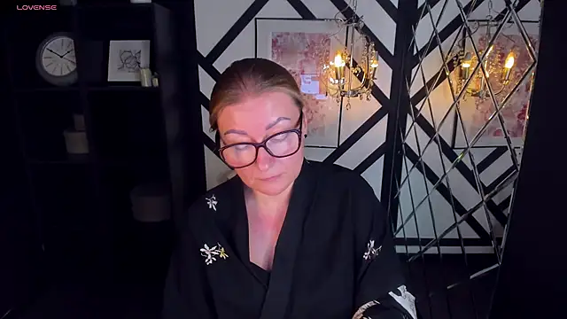 AlexandraKind online show from 02/09/25, 12:28