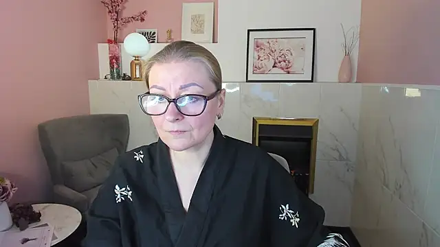 AlexandraKind online show from 03/13/25, 09:05