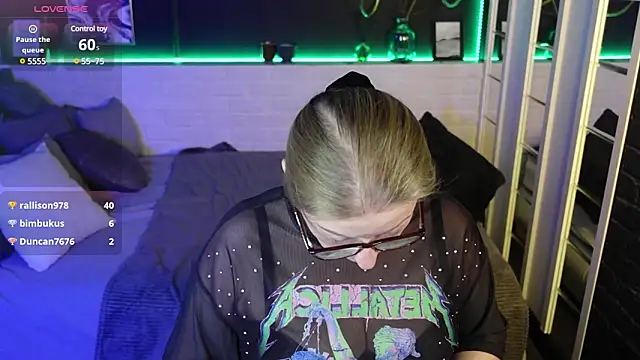 AlexandraKind online show from 03/23/25, 02:26