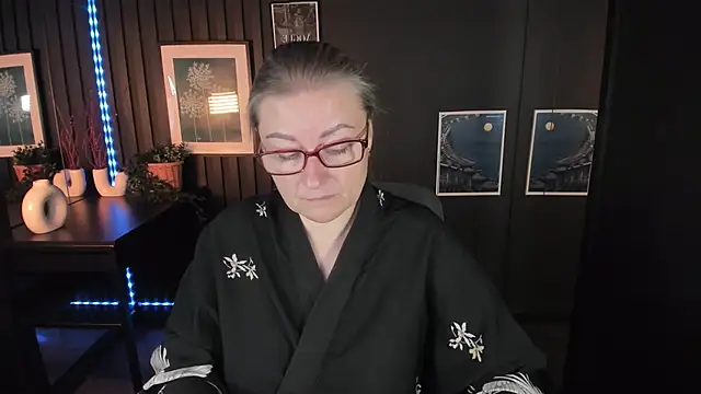 AlexandraKind online show from 09/30/25, 01:38