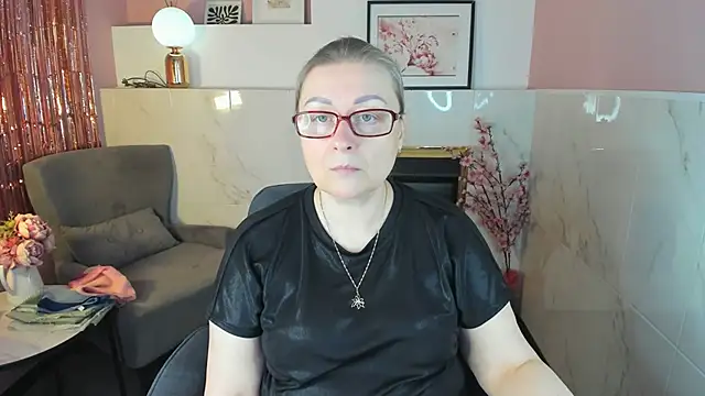 AlexandraKind online show from 01/16/26, 01:37