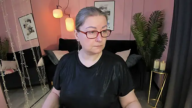 AlexandraKind online show from 02/08/26, 01:36