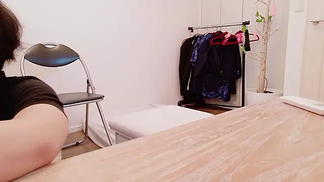 Snapshot of undo-busoku69 chatting on 04/06/26, 02:42 undo-busoku69 online show from 04/06/26, 02:42