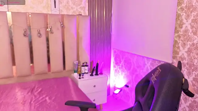 Andy tay1 online show from 11/25/25, 03:39